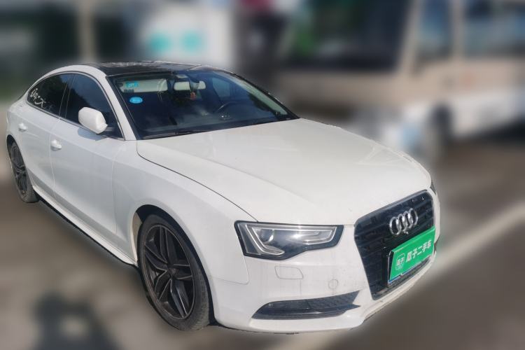 Used Audi A5 2014 Sportback 45 TFSI Front Right 45 Deg