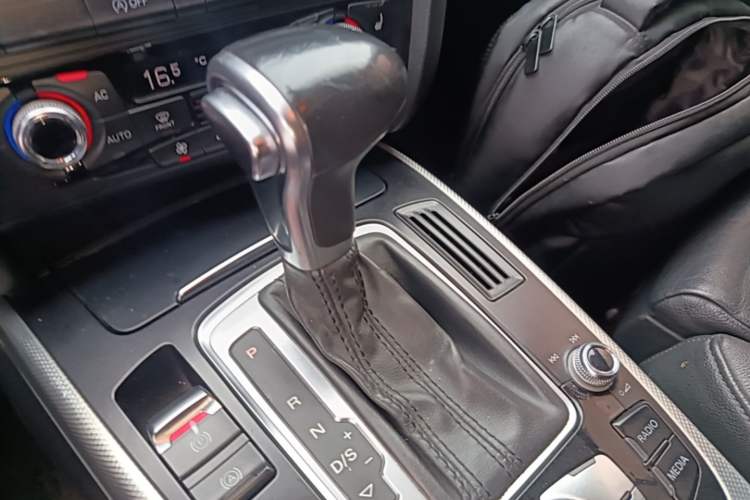Used Audi A5 2014 Sportback 45 TFSI quattro Gear Lever