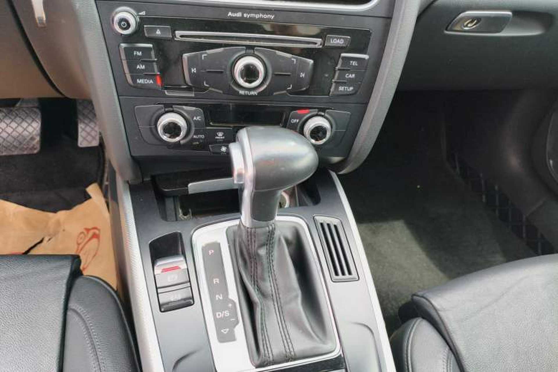 Used Audi A5 2014 Coupe 45 TFSI Gear Lever