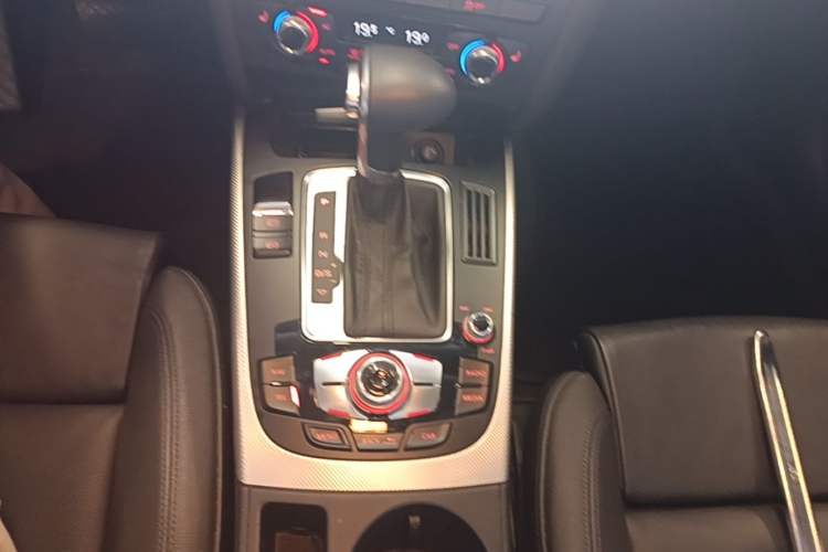 Used Audi A5 2014 Sportback 45 TFSI quattro Gear Lever