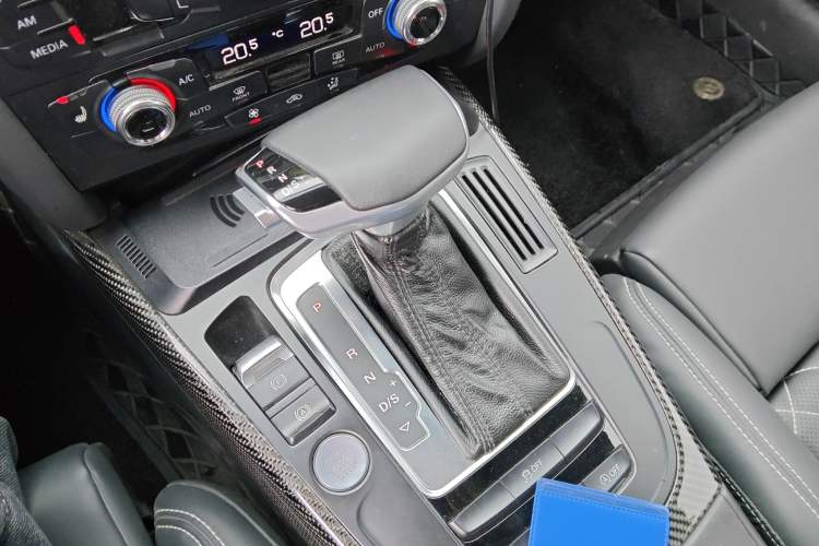 Used Audi A5 2014 Cabriolet 45 TFSI Gear Lever