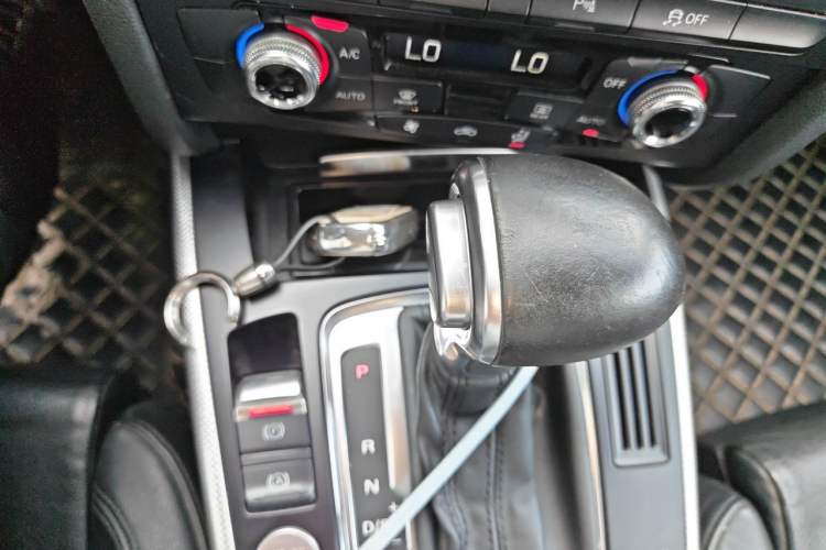 Used Audi A5 2014 Sportback 45 TFSI quattro Gear Lever