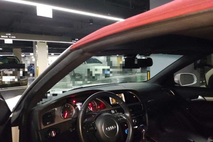 Used Audi A5 2014 Cabriolet 45 TFSI Headliner