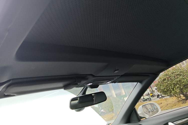 Used Audi A5 2014 Cabriolet 45 TFSI Headliner