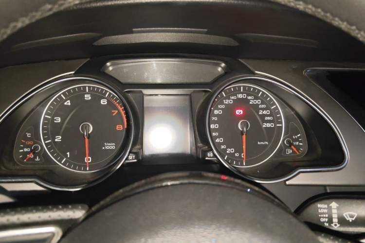 Used Audi A5 2014 Cabriolet 45 TFSI Instrument Cluster