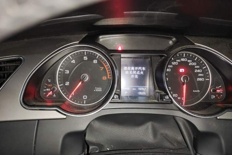 Used Audi A5 2014 Cabriolet 45 TFSI Instrument Cluster