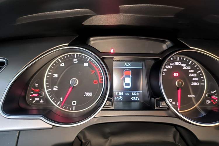 Used Audi A5 2014 Coupe 45 TFSI Instrument Cluster