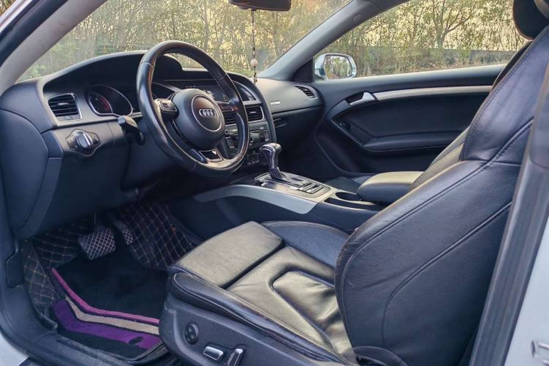 Used Audi A5 2014 Coupe 45 TFSI Interior 2
