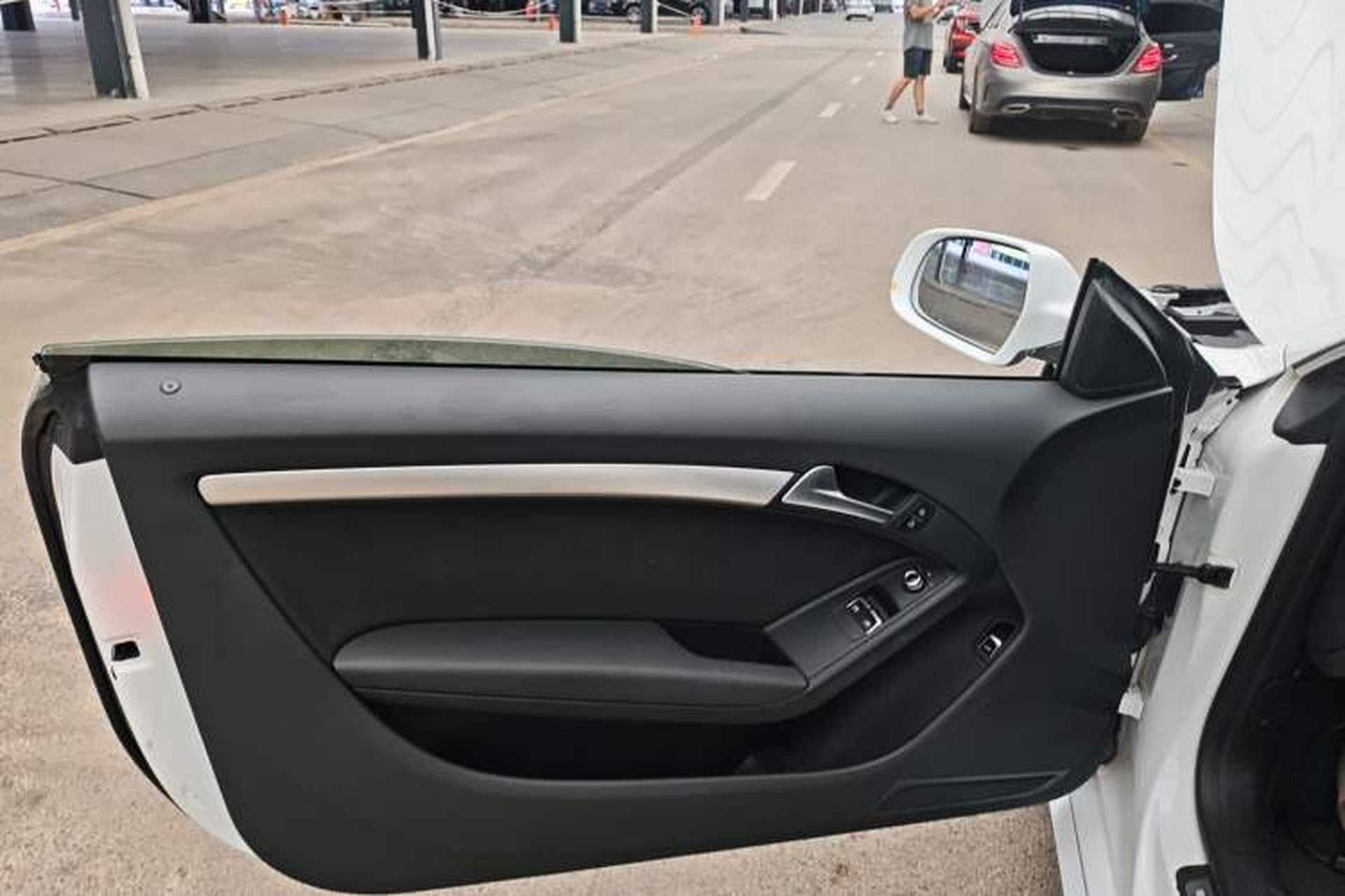 Used Audi A5 2014 Coupe 45 TFSI Interior 7
