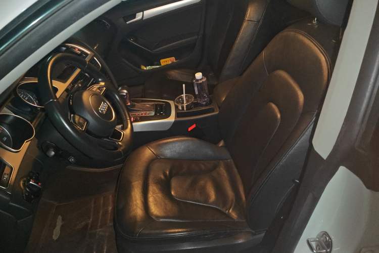 Used Audi A5 2014 Sportback 45 TFSI Left Front Seat