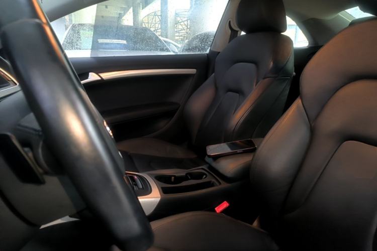 Used Audi A5 2014 Coupe 45 TFSI Left Front Seat