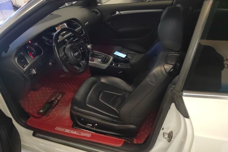 Used Audi A5 2014 Cabriolet 45 TFSI Left Front Seat