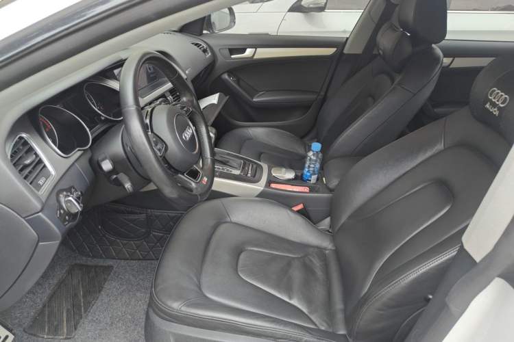 Used Audi A5 2014 Sportback 45 TFSI Fashion Edition Left Front Seat