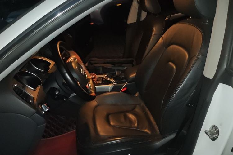 Used Audi A5 2014 Sportback 45 TFSI Left Front Seat