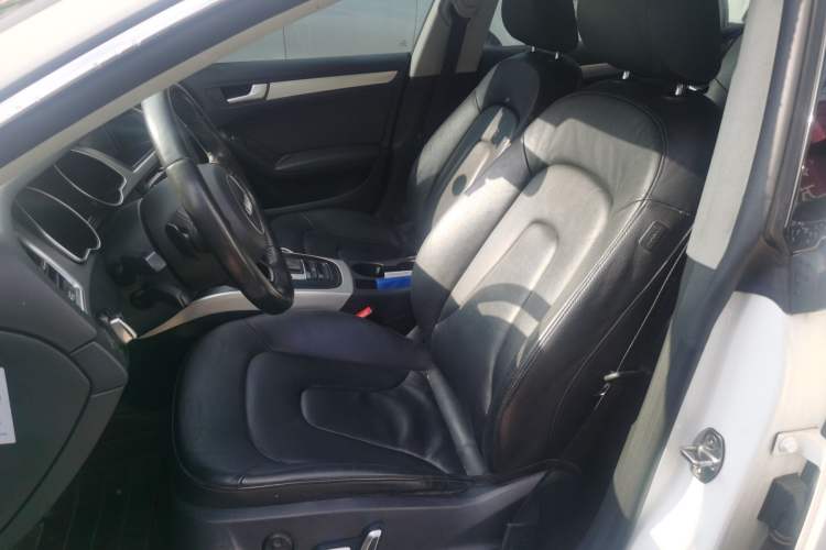 Used Audi A5 2014 Sportback 45 TFSI Left Front Seat