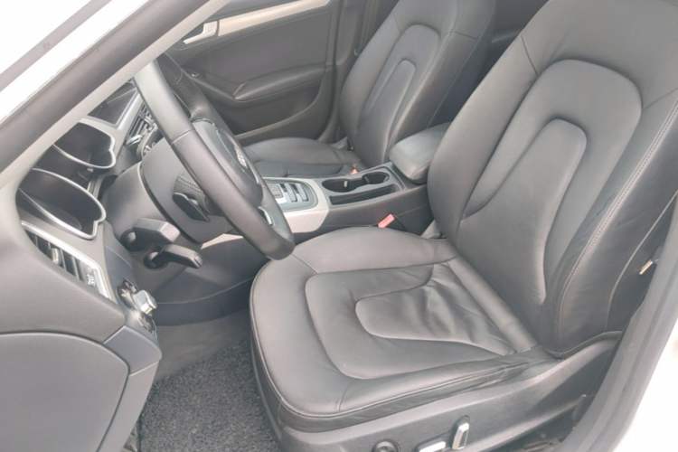 Used Audi A5 2014 Sportback 45 TFSI Left Front Seat