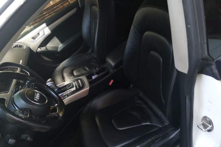 Used Audi A5 2014 Sportback 45 TFSI Left Front Seat