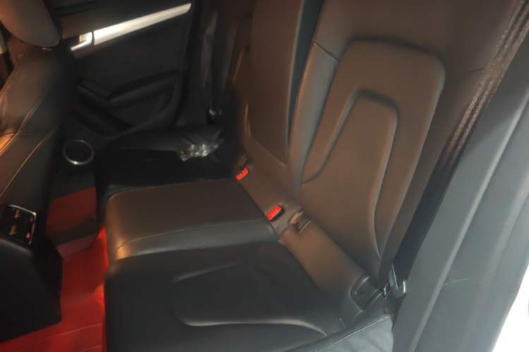 Used Audi A5 2014 Sportback 45 TFSI quattro Left Rear Seat