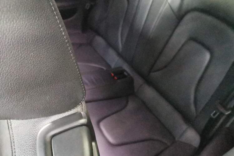 Used Audi A5 2014 Cabriolet 45 TFSI Left Rear Seat