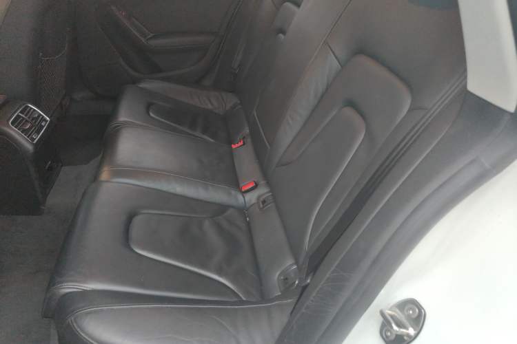 Used Audi A5 2014 Sportback 45 TFSI Left Rear Seat