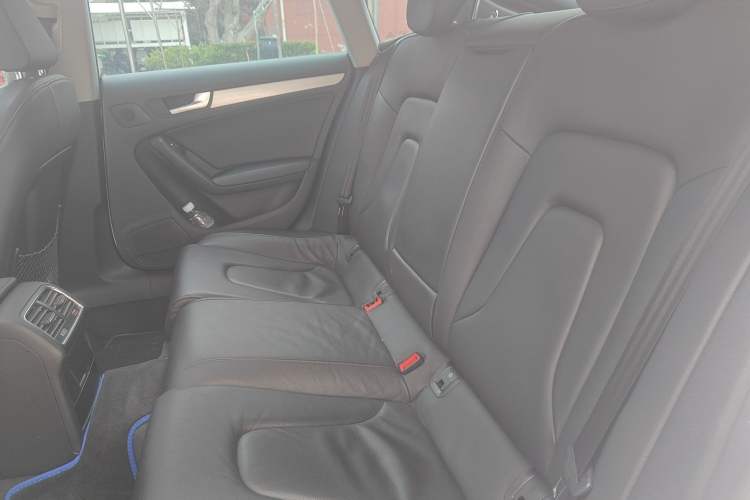 Used Audi A5 2014 Sportback 45 TFSI Left Rear Seat