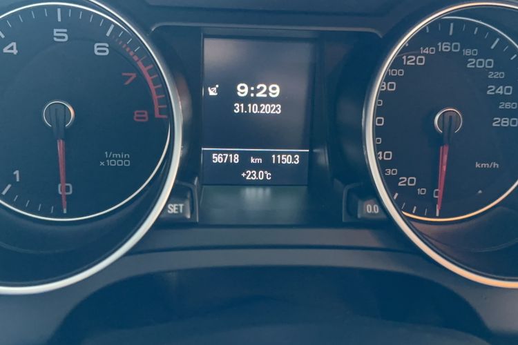 Used Audi A5 2014 Coupe 45 TFSI Fashion Edition Odometer Close Up
