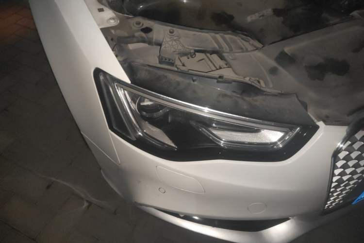 Used Audi A5 2014 Cabriolet 45 TFSI quattro Right Front Headlight
