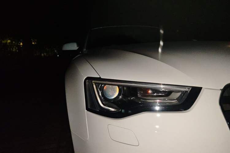 Used Audi A5 2014 Sportback 45 TFSI Right Front Headlight