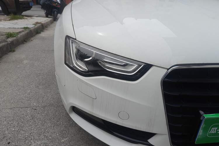 Used Audi A5 2014 Sportback 45 TFSI Right Front Headlight