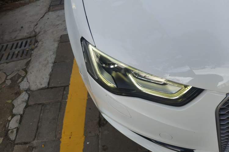 Used Audi A5 2014 Sportback 45 TFSI Right Front Headlight