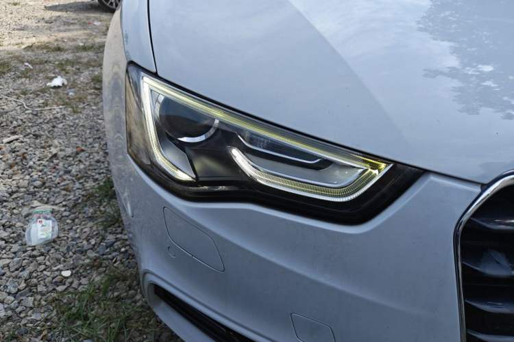 Used Audi A5 2014 Sportback 45 TFSI quattro Right Front Headlight