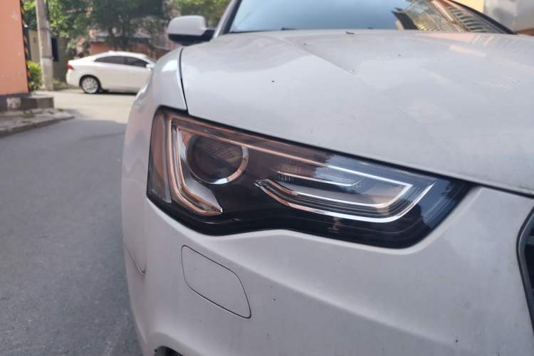 Used Audi A5 2014 Sportback 45 TFSI Right Front Headlight