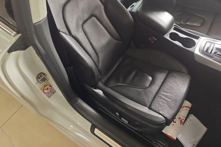 Used Audi A5 2014 Coupe 45 TFSI Right Front Seat