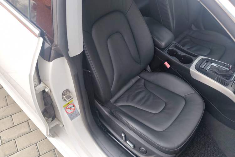 Used Audi A5 2014 Sportback 45 TFSI Right Front Seat