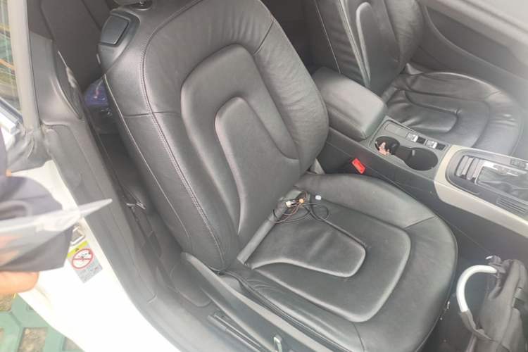 Used Audi A5 2014 Cabriolet 45 TFSI Right Front Seat