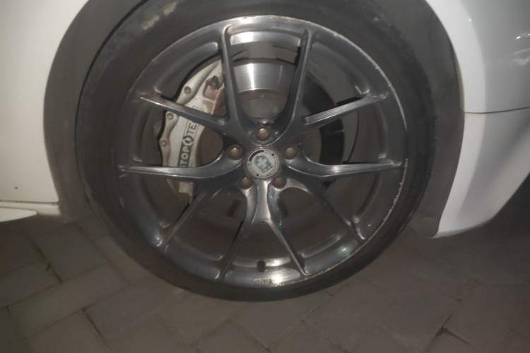 Used Audi A5 2014 Cabriolet 45 TFSI quattro Right Front Wheel Hub