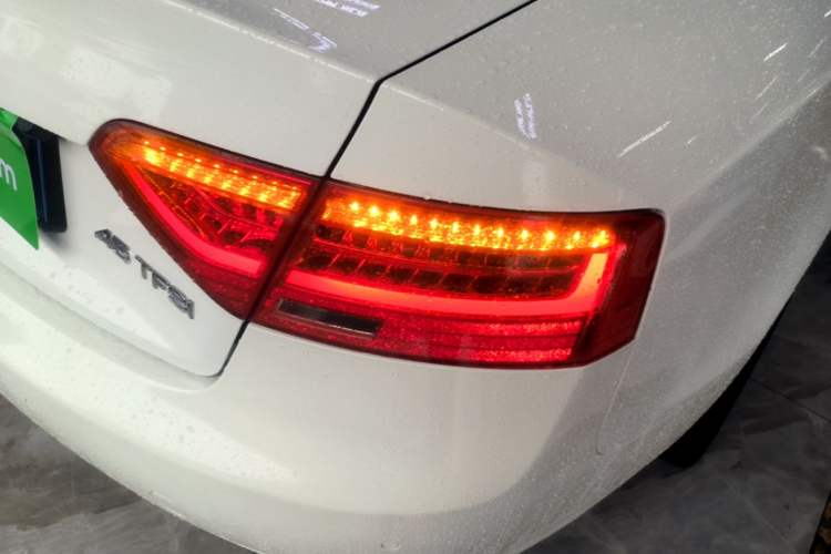 Used Audi A5 2014 Coupe 45 TFSI Right Rear Taillight