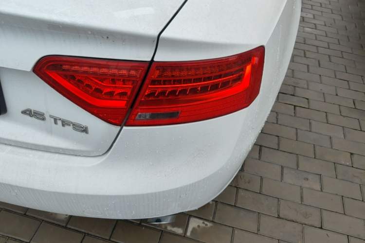 Used Audi A5 2014 Sportback 45 TFSI Right Rear Taillight