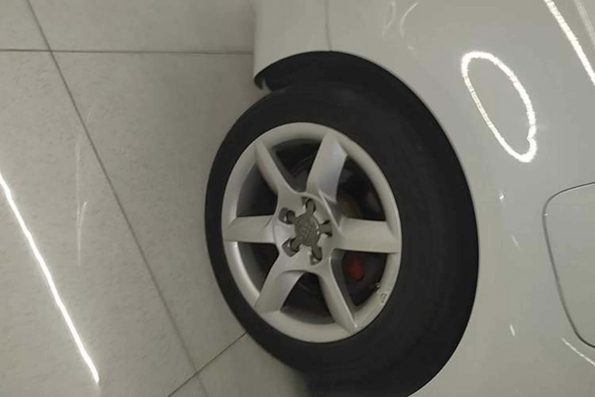 Used Audi A5 2014 Cabriolet 45 TFSI Right Rear Wheel Hub