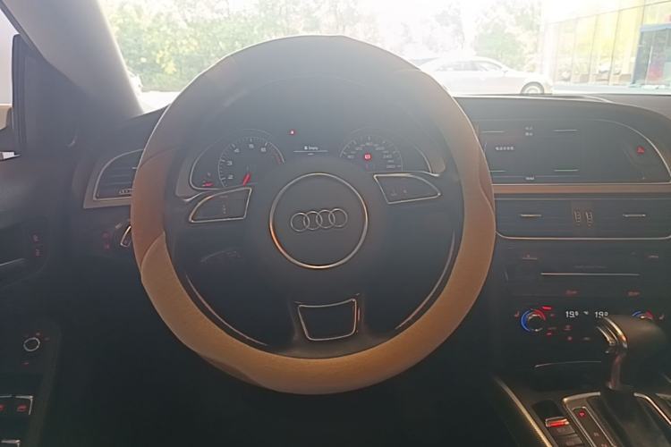 Used Audi A5 2014 Sportback 45 TFSI quattro Steering Wheel