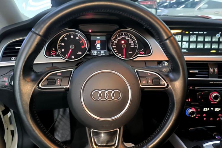 Used Audi A5 2014 Coupe 45 TFSI Steering Wheel