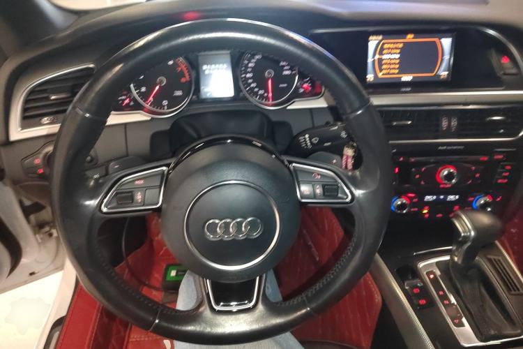 Used Audi A5 2014 Cabriolet 45 TFSI Steering Wheel