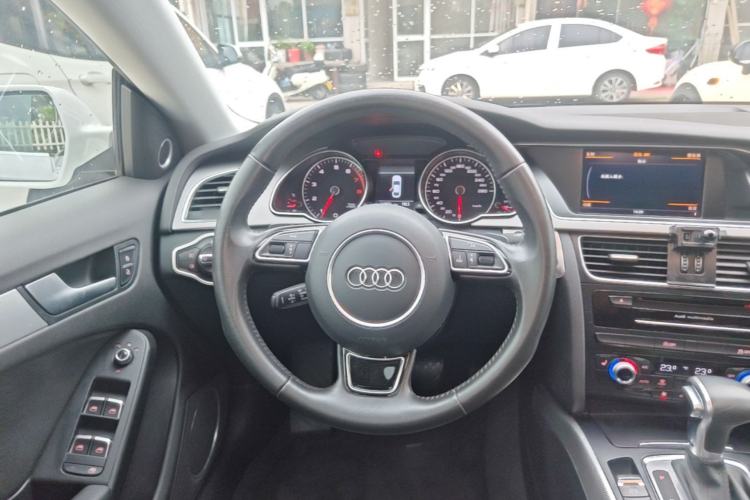 Used Audi A5 2014 Sportback 45 TFSI quattro Steering Wheel