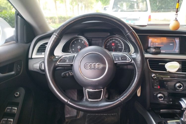 Used Audi A5 2014 Sportback 45 TFSI Steering Wheel