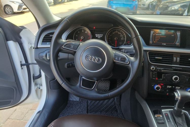 Used Audi A5 2014 Sportback 45 TFSI Steering Wheel