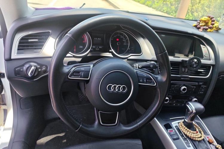 Used Audi A5 2014 Coupe 45 TFSI Steering Wheel