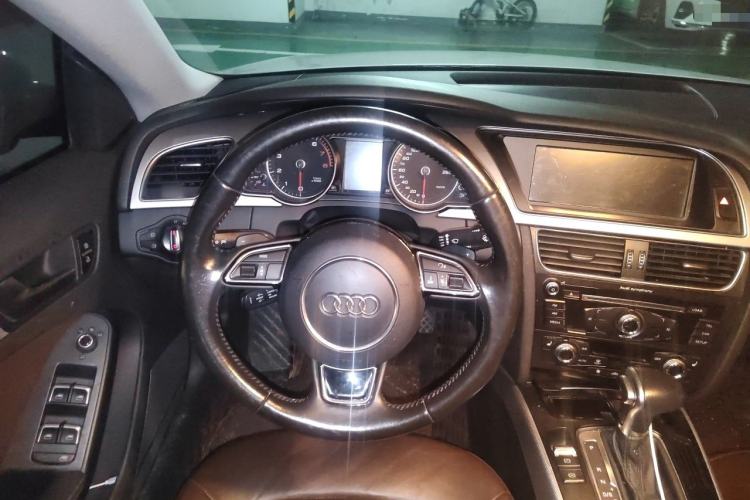 Used Audi A5 2014 Sportback 45 TFSI Steering Wheel