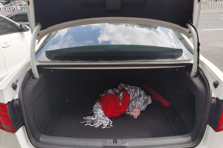 Used Audi A5 2014 Coupe 45 TFSI Trunk