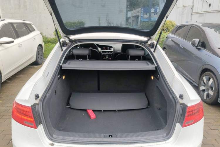 Used Audi A5 2014 Sportback 45 TFSI Trunk