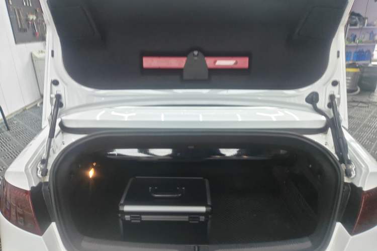 Used Audi A5 2014 Cabriolet 45 TFSI quattro Trunk